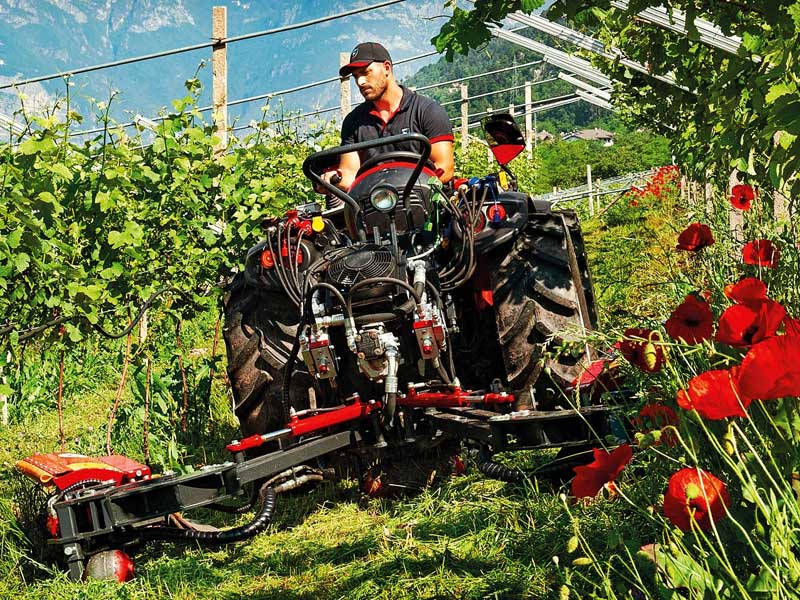 Садовий трактор Antonio Carraro Ergit SRX 8900 R